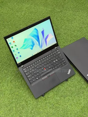 Nouveau Lenovo ThinkPad T490s 16GB Intel Core i7 SSD 256GB