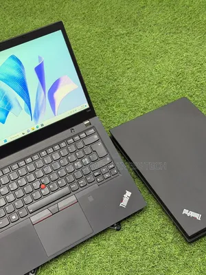 Nouveau Lenovo ThinkPad T490s 16GB Intel Core i7 SSD 256GB