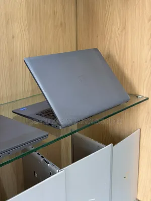 Nouveau Dell Latitude 3440 8GB Intel Core i5 SSD 256GB