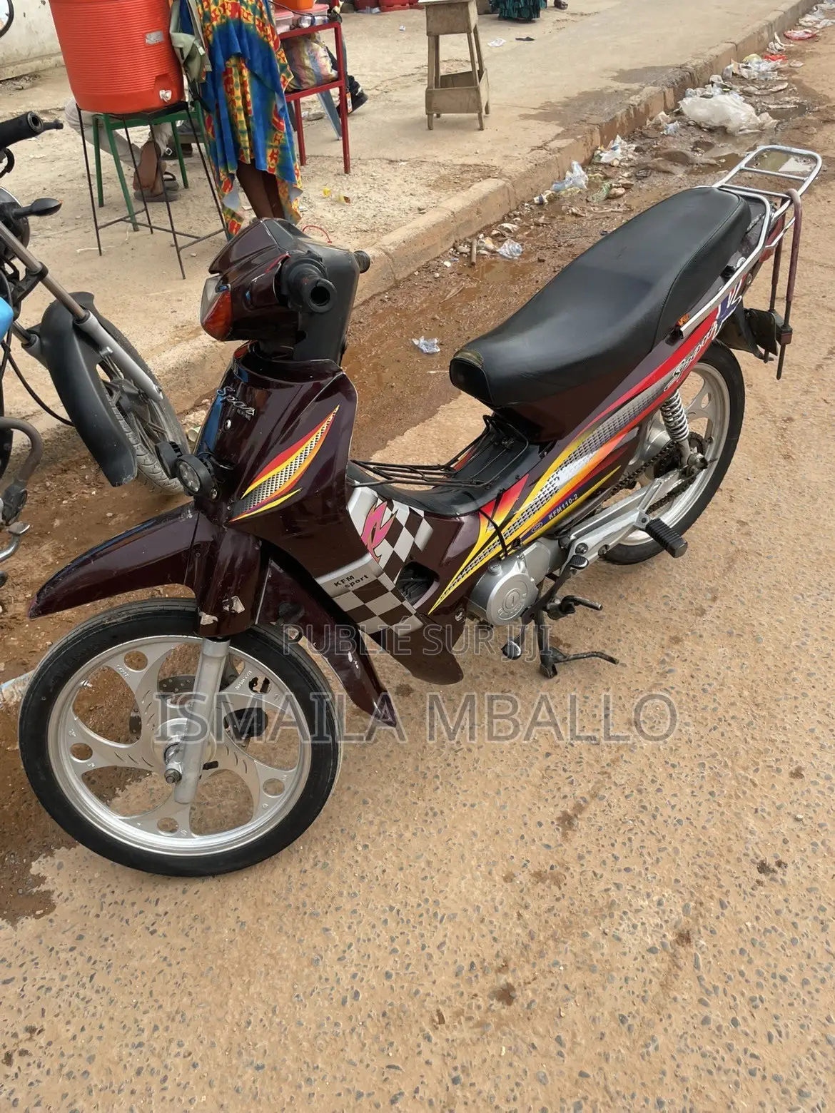 Nouveau KTM Duke 125 2025 Marron