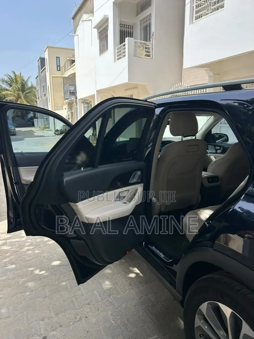 Mercedes-Benz GLE-Class 2020 Bleu