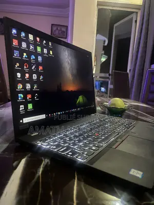 Ordinateur portable Lenovo ThinkPad T580 40GB Intel Core i7 SSD 512GB