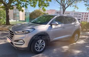 Hyundai Tucson 2016 Doré