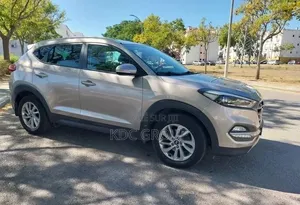 Hyundai Tucson 2016 Doré