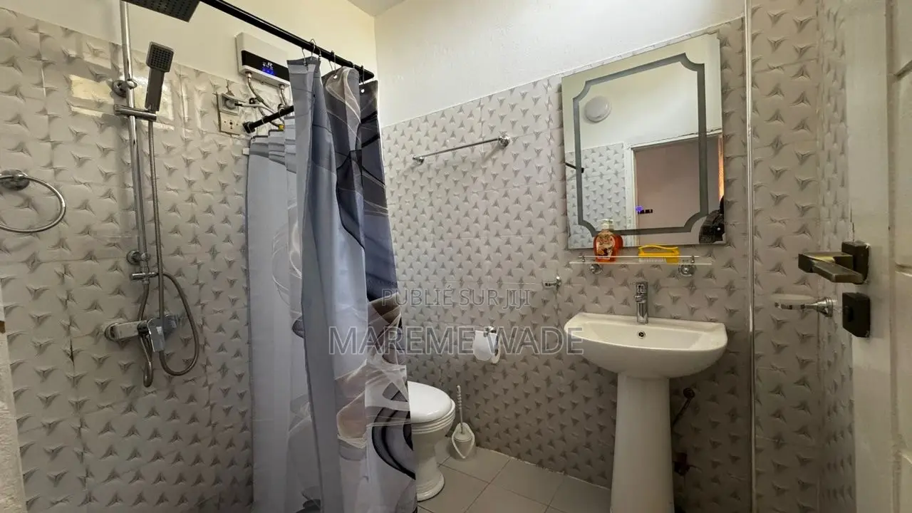 Meublé 1chbre Studio dans Résidence Mareme, Ngor à Louer