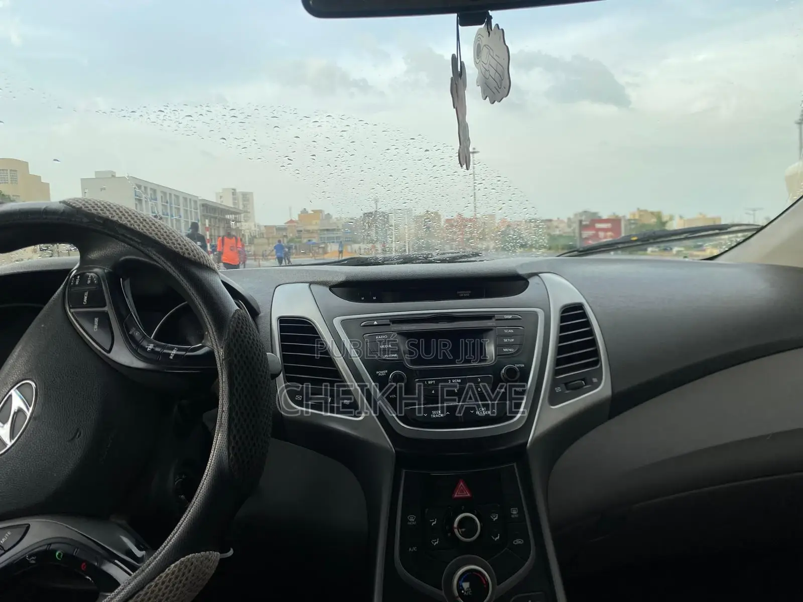 Hyundai Elantra Limited Sedan FWD (1.8L 4cyl 6A) 2016 Noir