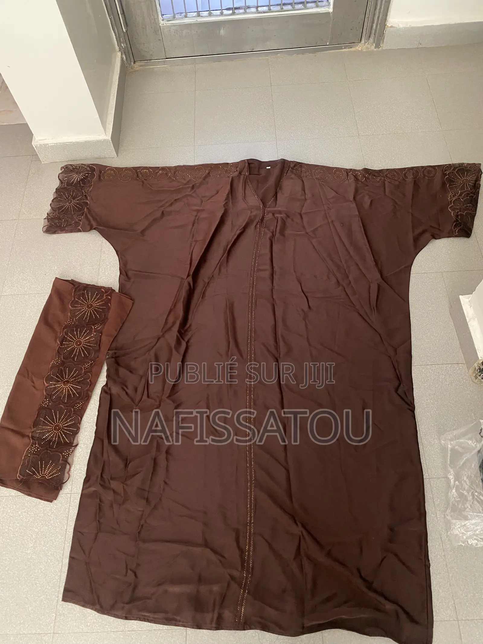 Robes Et Accessoires