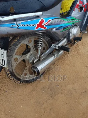 KTM Duke 125 2025 Gris