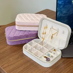 Mini Rangement De Bijoux en Velours