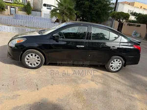 Nissan Versa 2016 Noir