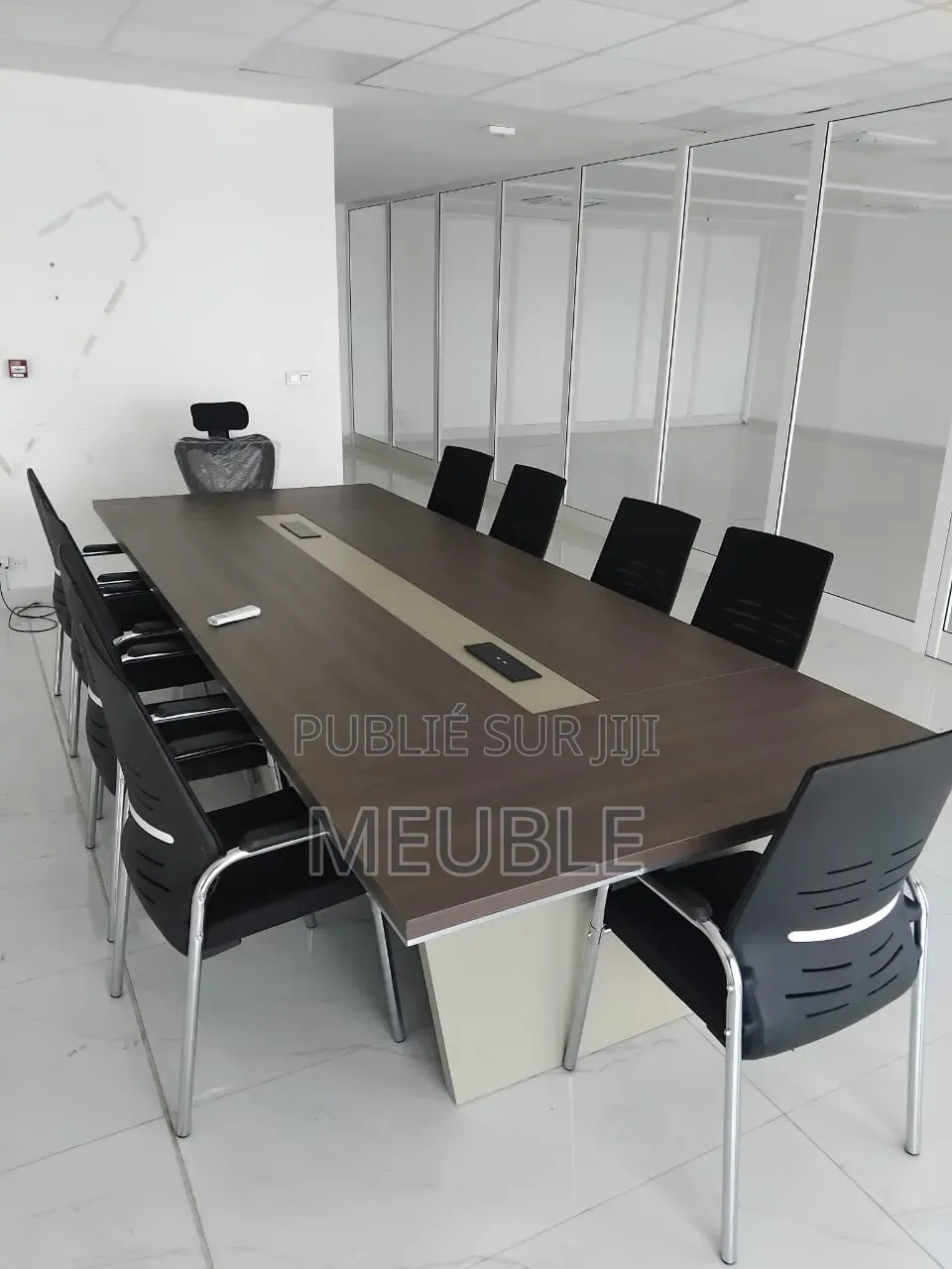 Table De Réunion