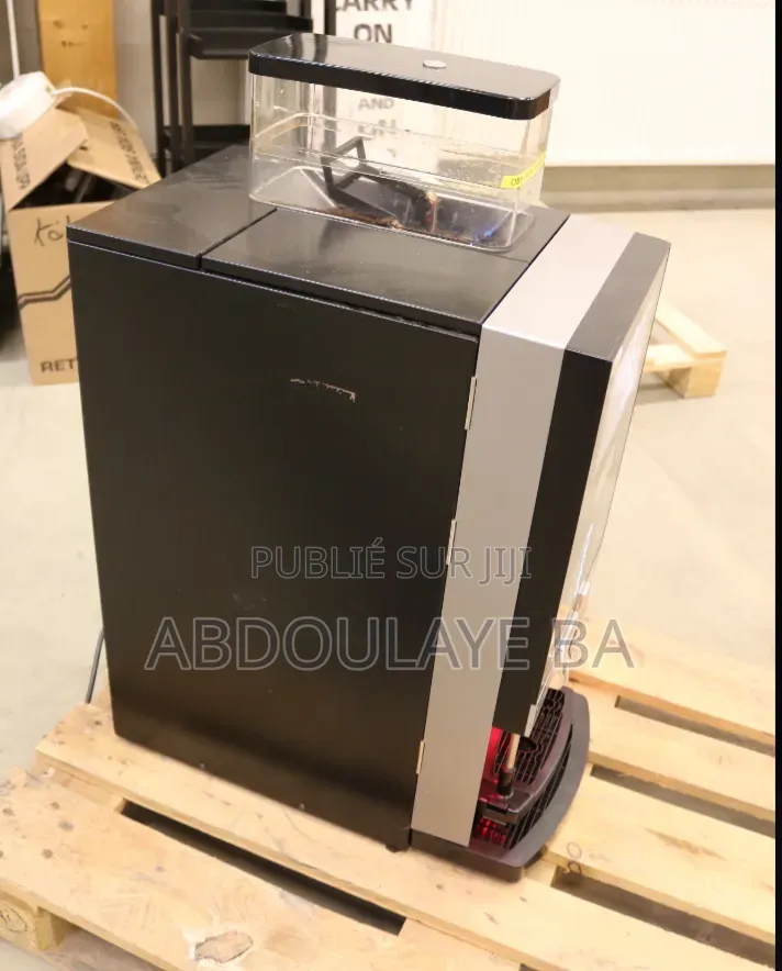 Machine À Café Professionnelle Automatique ETNA Tucana Medium Espresso