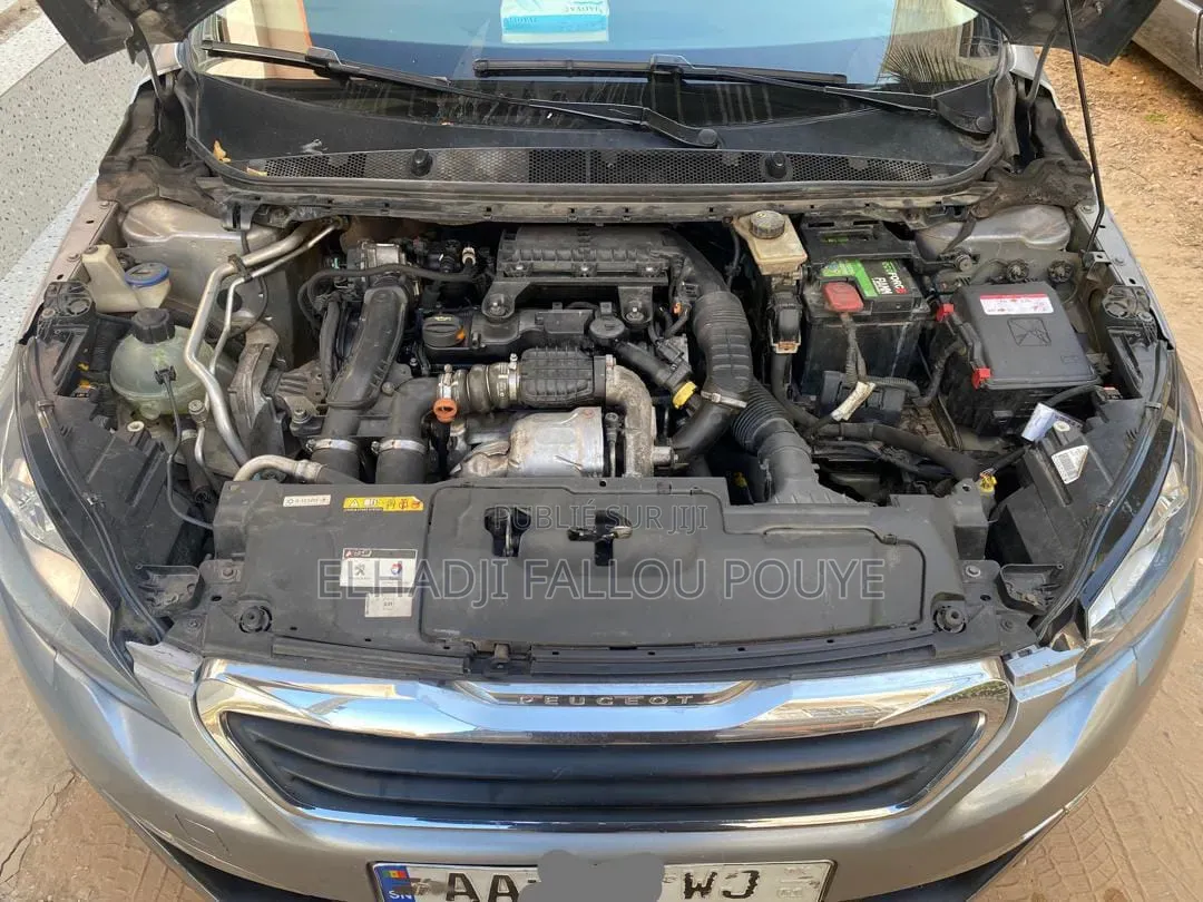 Peugeot 308 2015 Gris