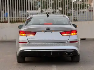 Kia Optima EX 2019 Gris