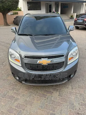 Chevrolet Orlando 2017 Gris