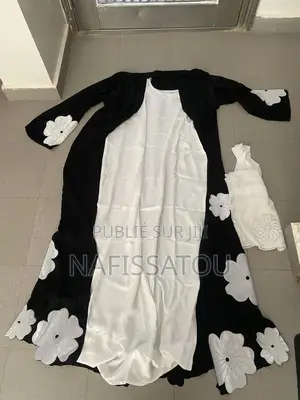 Robes Et Accessoires