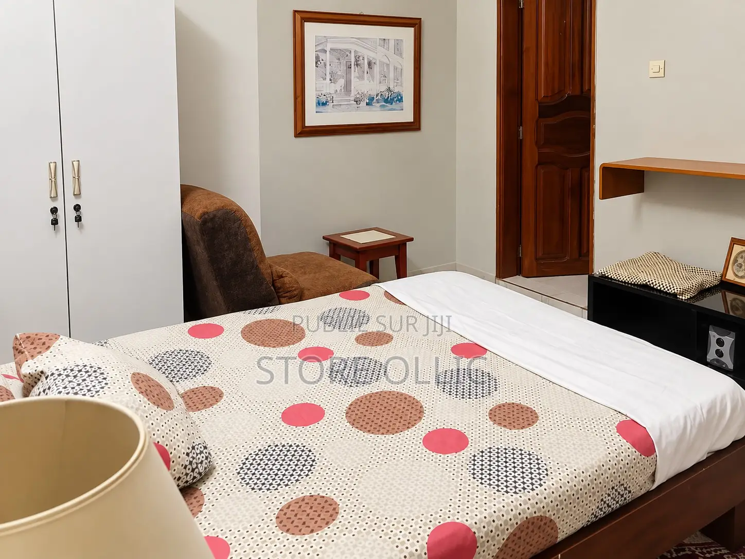 Chambre Équipée À Mermoz — Pour Étudiant / Stagiaire / Pro