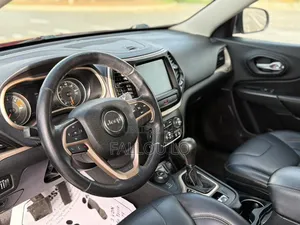 Jeep Cherokee 2016 Rouge