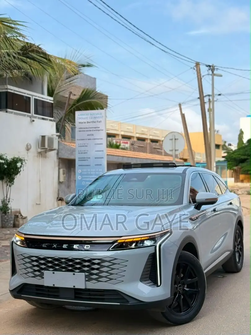 Nouveau Exeed RX 2023 Gris