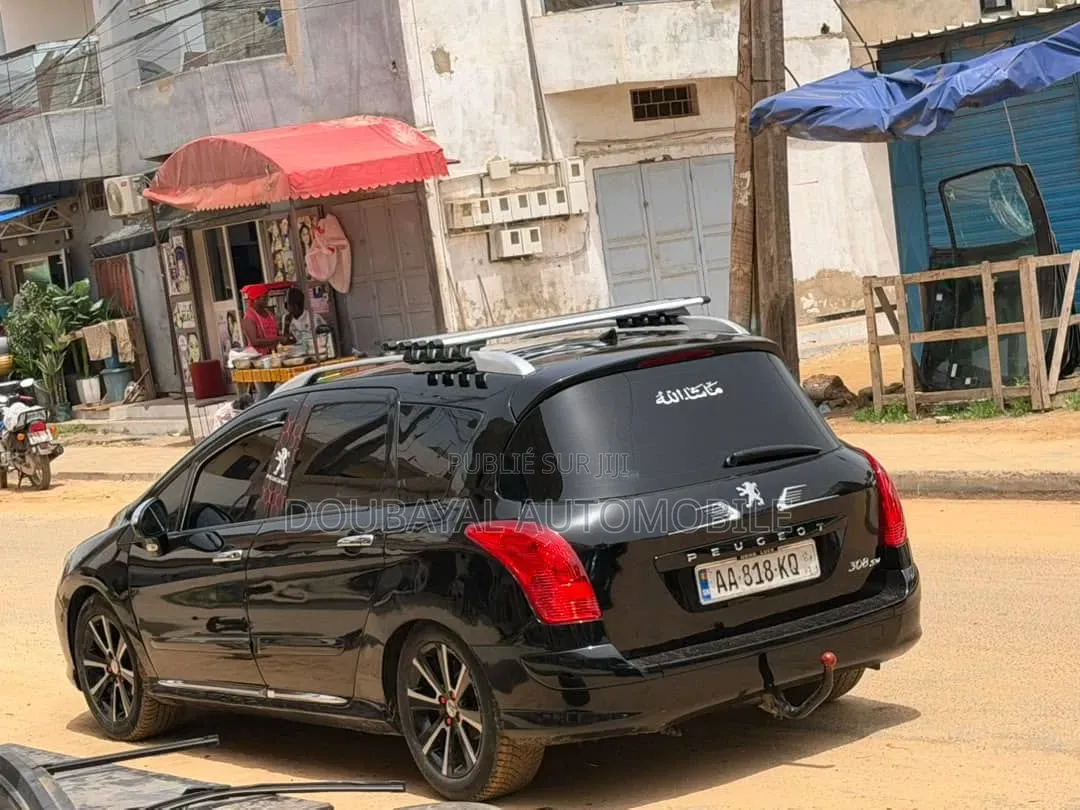 Peugeot 308 2014 Noir Mat