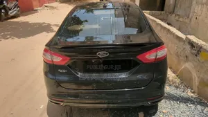 Ford Fusion 2014 Noir
