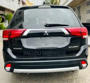 Mitsubishi Outlander 2017 Noir