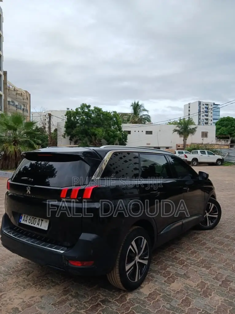 Peugeot 5008 2020 Noir