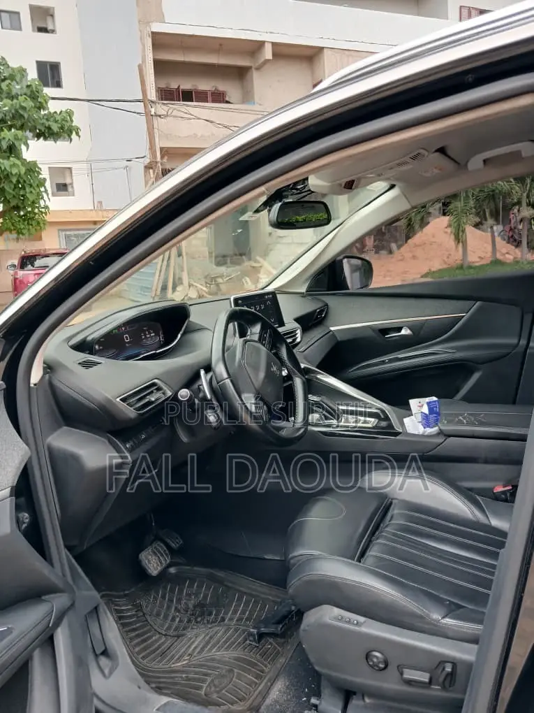 Peugeot 5008 2020 Noir