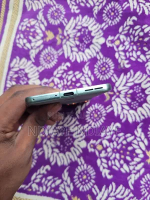 Motorola Edge 70 512 GB Vert