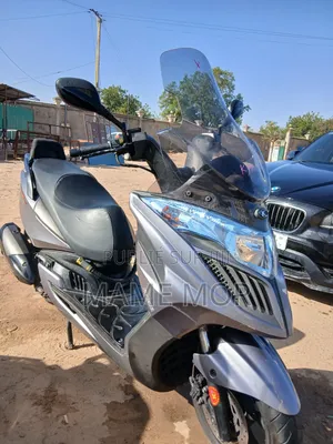 Kymco Xciting 2021 Gris