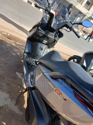 Kymco Xciting 2021 Gris