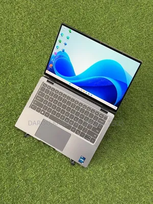 Nouveau Dell Latitude 14 16GB Intel Core i7 SSD 512GB