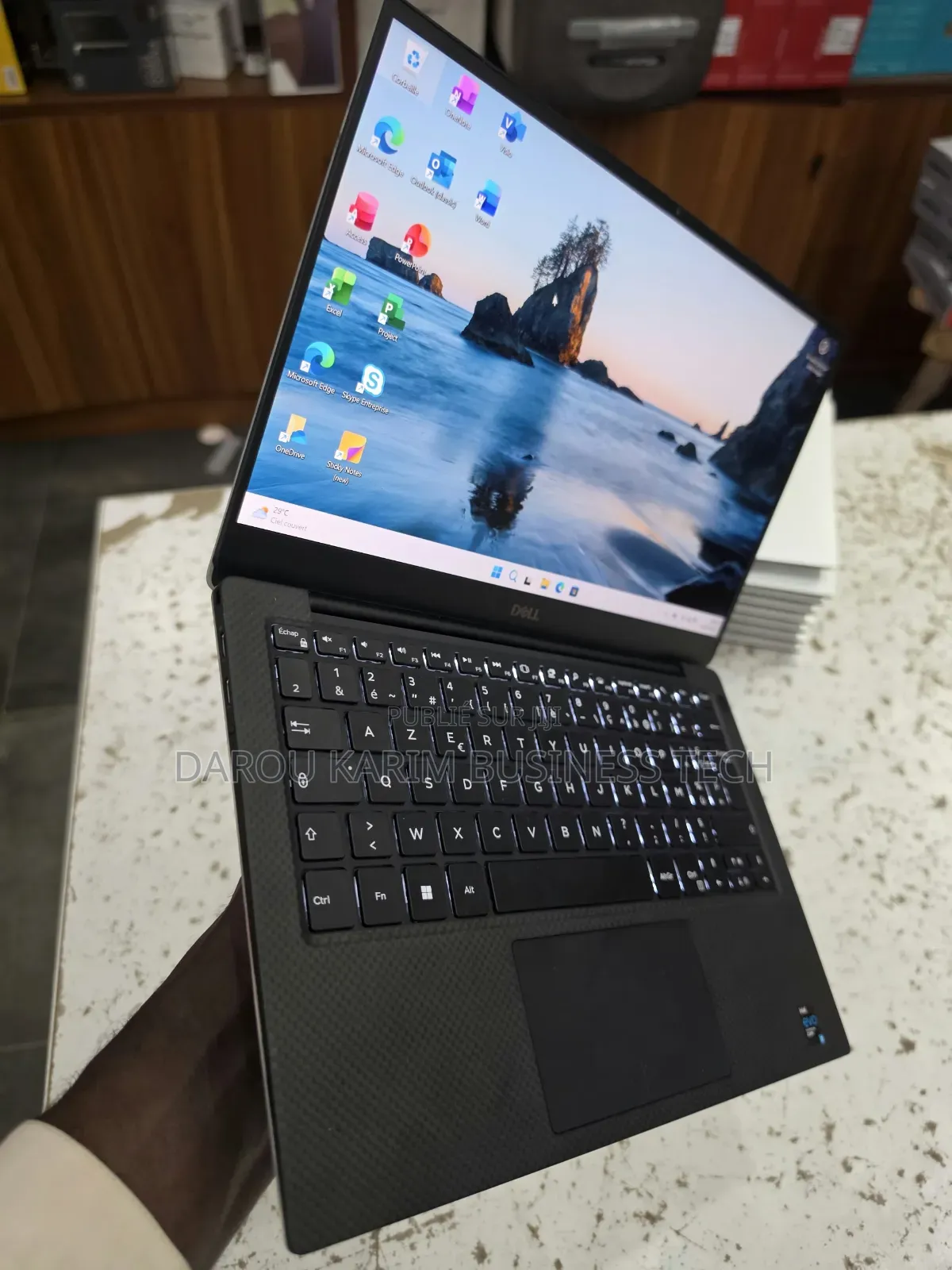 Nouveau Dell XPS 13 9300 16GB Intel Core i7 SSD 256GB