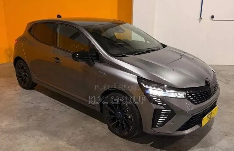 Renault Clio 2025 Gris