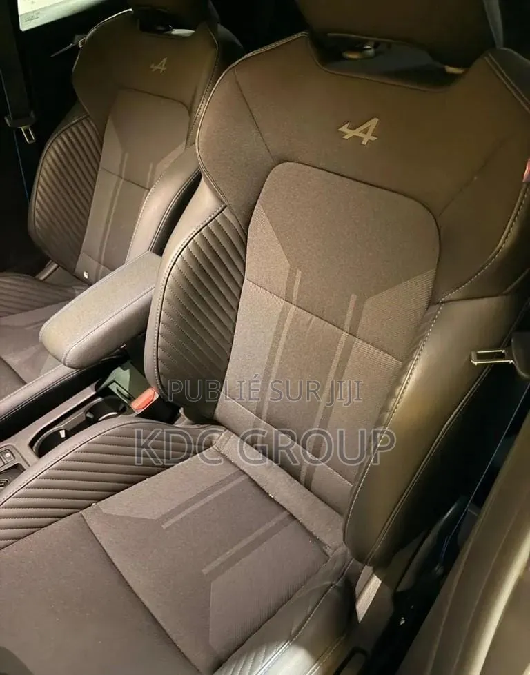 Renault Clio 2025 Gris