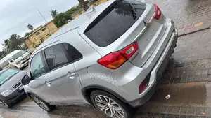 Mitsubishi Outlander 2018 Gris