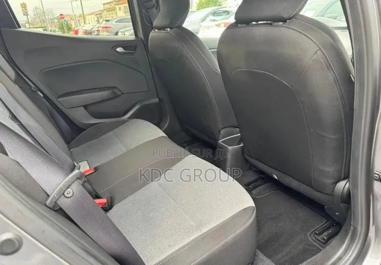 Renault Clio 2024 Gris