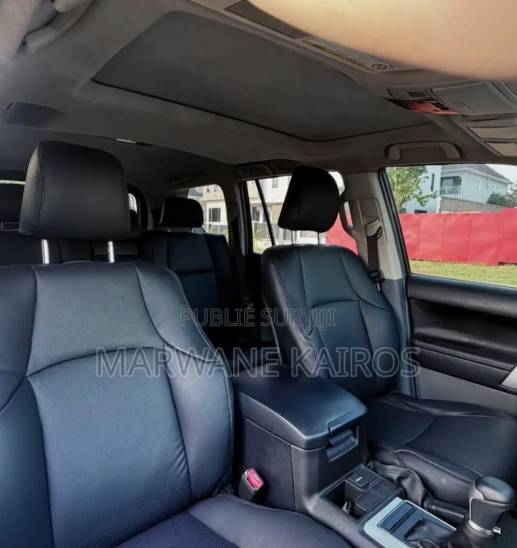 Toyota Land Cruiser Prado 2023 Autre