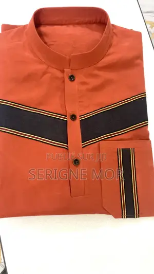 Des Chemises Africains À Vandre