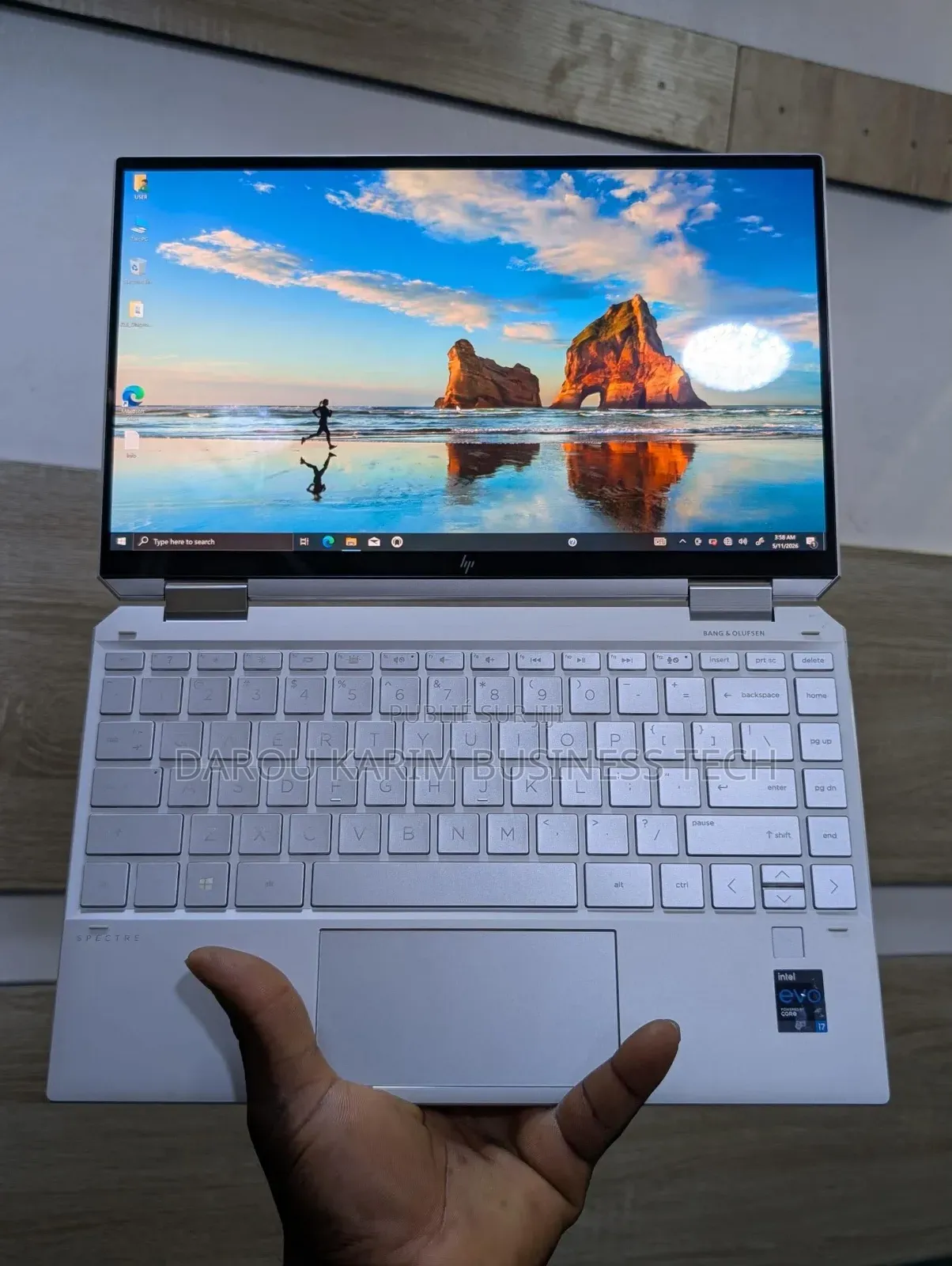 Nouveau HP Spectre X360 13 8GB Intel Core i5 SSD 512GB
