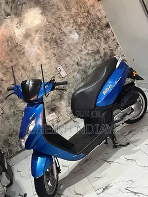 Nouveau Peugeot Kisbee 2020 Bleu