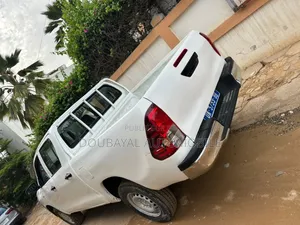 Toyota Hilux 2016 Blanc