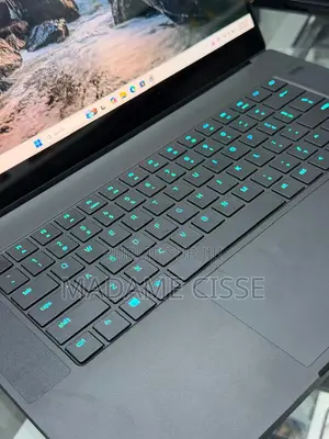 Nouveau Ordinateur portable Razer Lame 32GB Intel Core i7 SSD 512GB