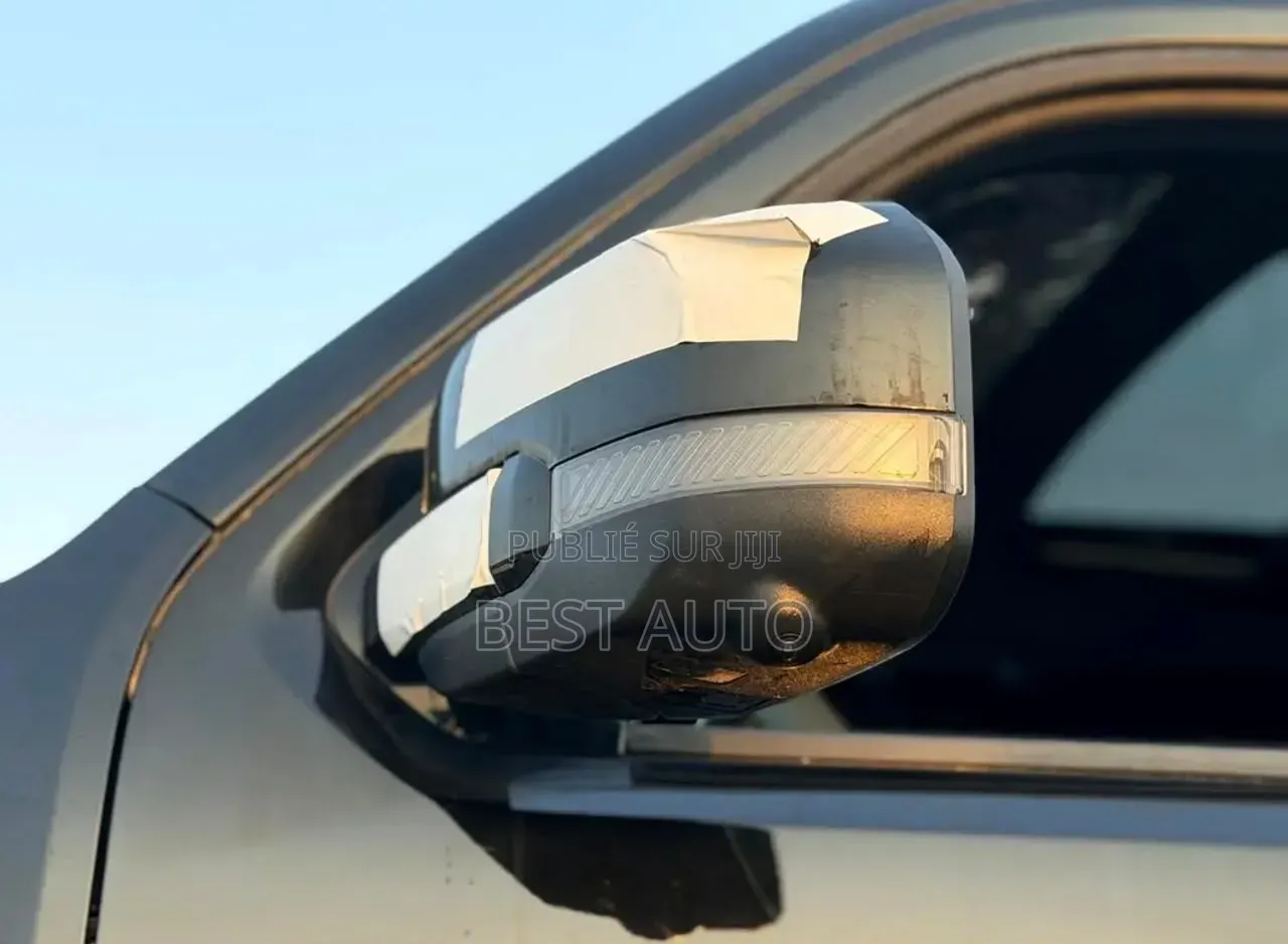 Voiture 2021 Noir
