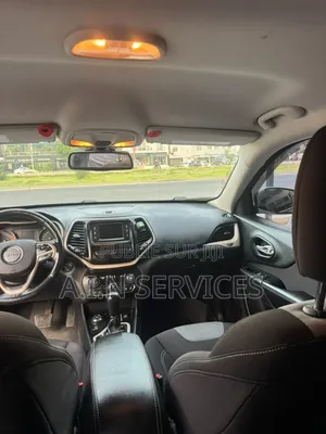 Jeep Cherokee 2016 Noir
