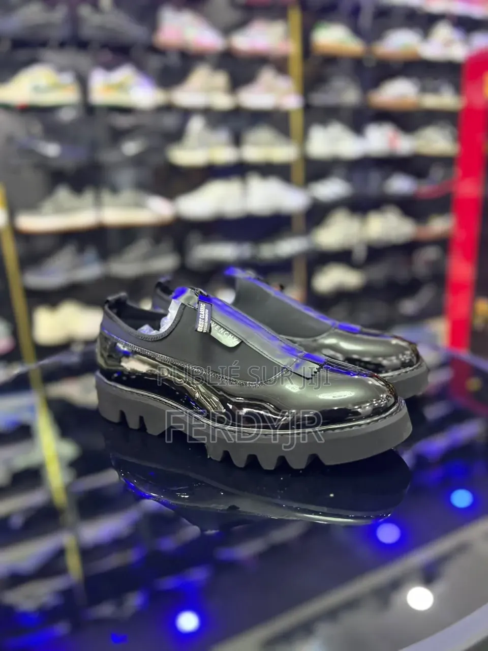 Chaussure De Ville Givenchy Avec Livraison