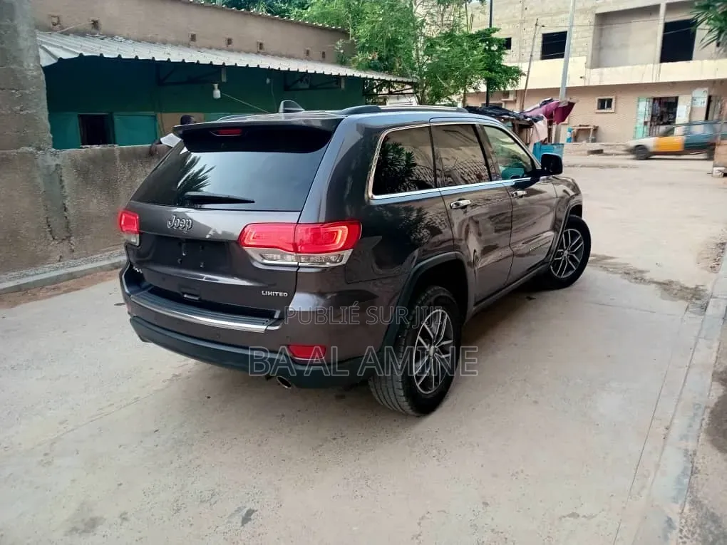 Jeep Grand Cherokee 2017 Gris
