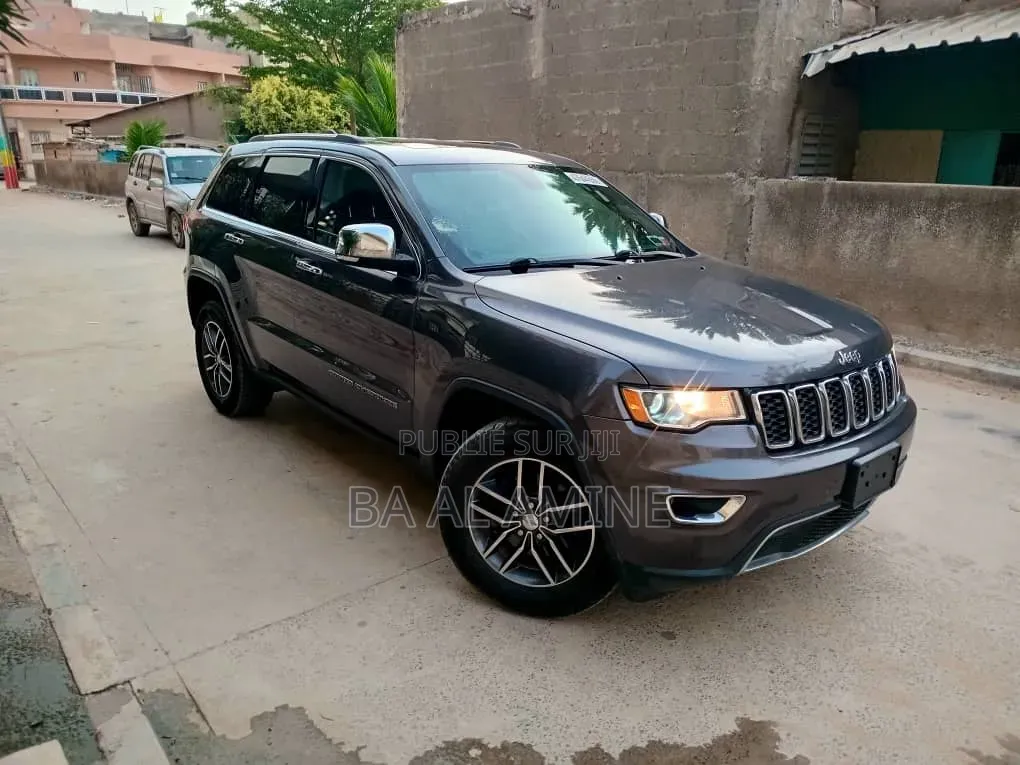 Jeep Grand Cherokee 2017 Gris