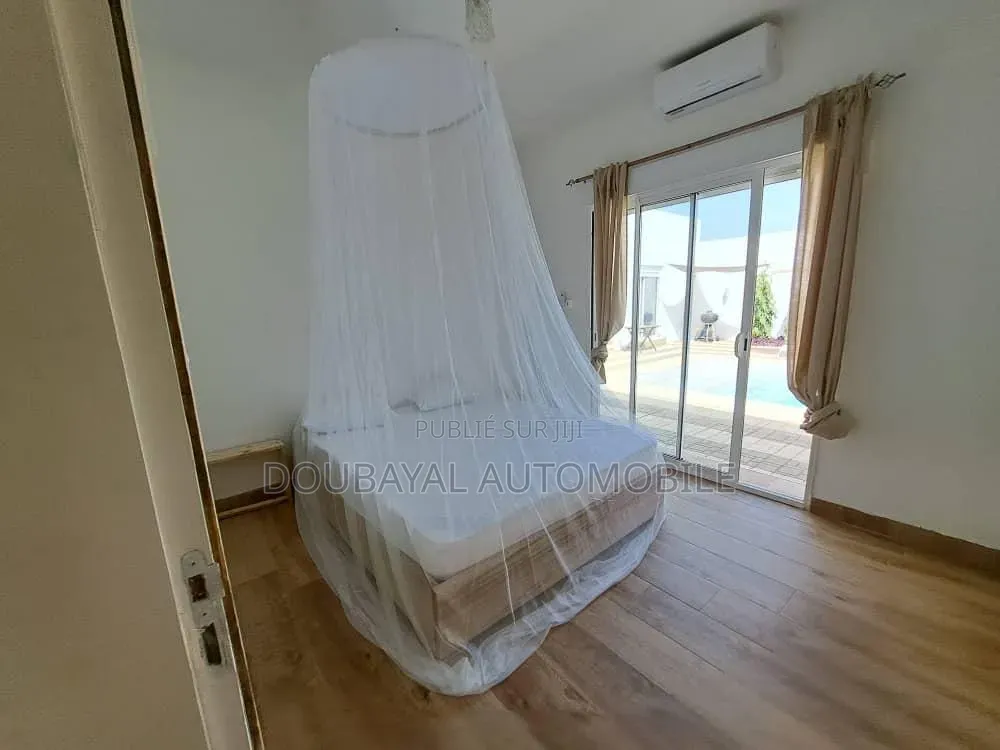3chbre Villa dans Ndayan, Thiès Sud à Vendre