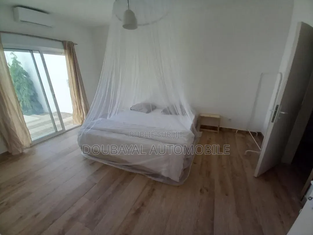 3chbre Villa dans Ndayan, Thiès Sud à Vendre